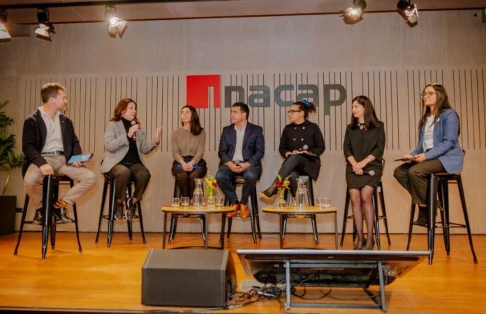 Conversatorio sobre IA, futuro laboral y educación abordó el impacto de las nuevas tecnologías en el mundo del trabajo Conversatorio sobre IA, futuro laboral y educación abordó el impacto de las nuevas tecnologías en el mundo del trabajo