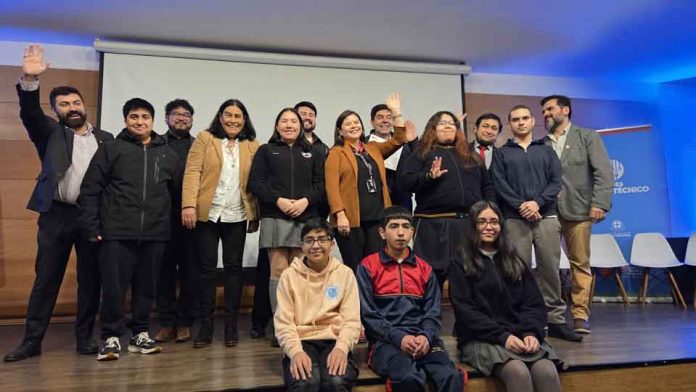 Educación Técnico Profesional celebra 83 años con concurso de relatos TP en La Araucanía Educación Técnico Profesional celebra 83 años con concurso de relatos TP en La Araucanía