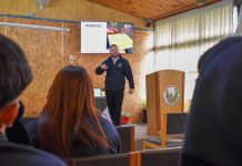 Estudiantes del Liceo Agrícola de Quillota se capacitan en Monitoreo de Insectos Estudiantes del Liceo Agrícola de Quillota se capacitan en Monitoreo de Insectos