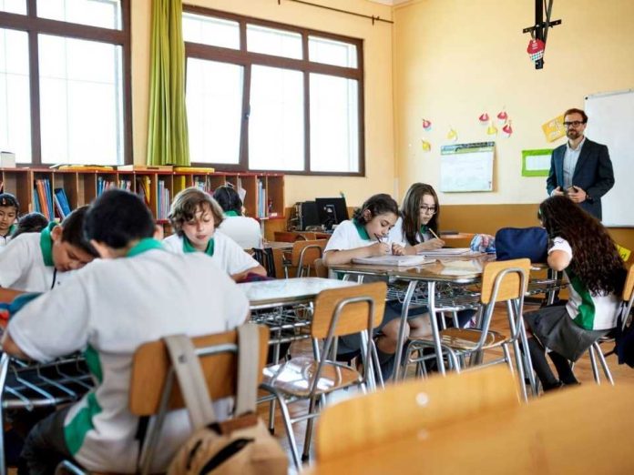 Invitan a profesores de todo el país a participar en la construcción del primer Índice Nacional de Bienestar Docente Invitan a profesores de todo el país a participar en la construcción del primer Índice Nacional de Bienestar Docente