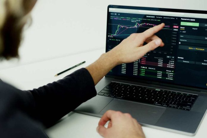 Más de 300 empleos tecnológicos disponibles para chilenos en todo Latam