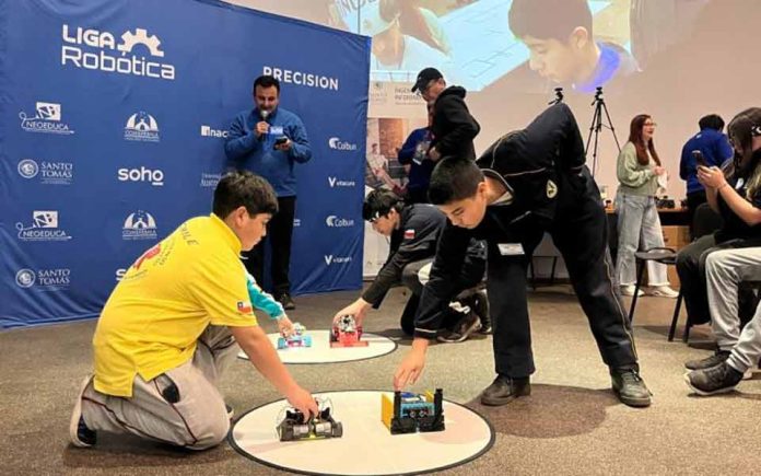 Más de 300 escolares de todo Chile participan en la Liga Nacional de Robótica Escolar 2025 en La Serena Más de 300 escolares de todo Chile participan en la Liga Nacional de Robótica Escolar 2025 en La Serena