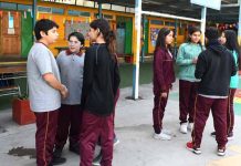 Mineduc convoca a Jornada Nacional “Presentes contra la violencia” en todos los establecimientos educacionales del país Mineduc convoca a Jornada Nacional “Presentes contra la violencia” en todos los establecimientos educacionales del país