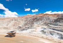 From Holding Back The Years: 40 Years of Simply Red - Live from Santiago