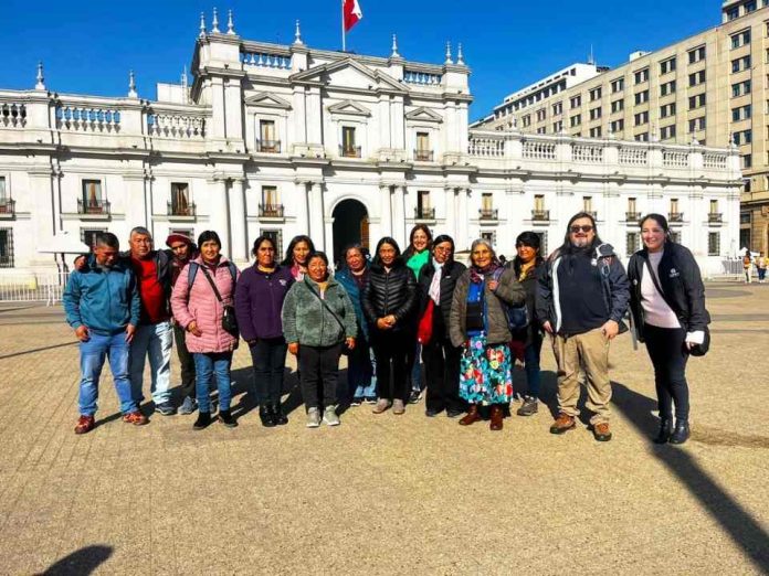 Muestra y Taller “Oficios de tradición familiar e identidad cultural de Lonquimay” llega hasta el centro cultural La Moneda Muestra y Taller: “Oficios de tradición familiar e identidad cultural de Lonquimay” llega hasta el centro cultural La Moneda