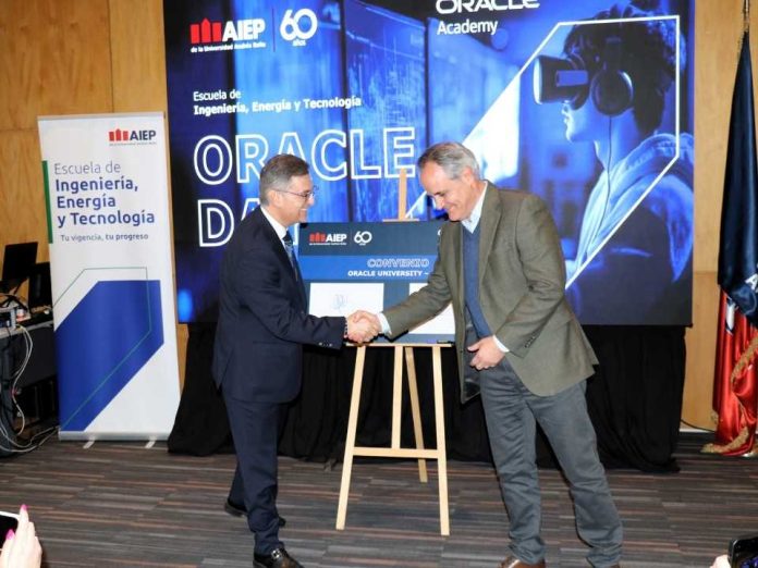 Oracle y AIEP entregarán más de 10 mil becas tecnológicas para estudiantes en Chile Oracle y AIEP entregarán más de 10 mil becas tecnológicas para estudiantes en Chile