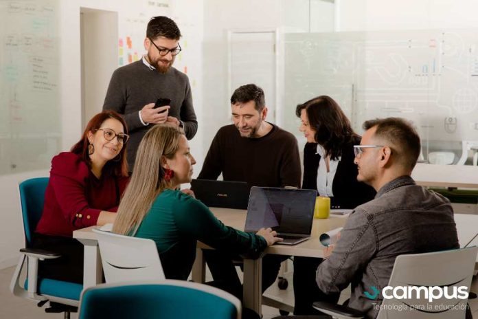 Tecnología con sentido: Ucampus crea plataforma de agendamiento para testimonios de víctimas del SENAME