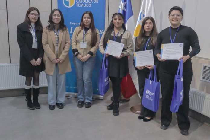 UCT festeja 30 años formando profesionales de la traducción para los desafíos del mañana UCT festeja 30 años formando profesionales de la traducción para los desafíos del mañana