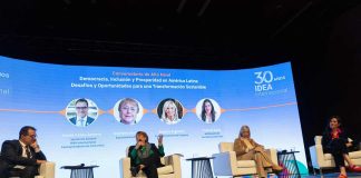 Democracia, inclusión y cooperación marcan la clausura del foro “30 años de IDEA Internacional” en Santiago