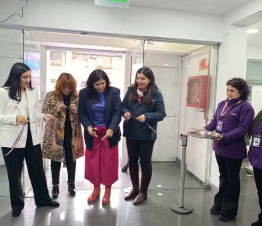 Autoridades inauguraron nueva oficina de la Tarjeta Nacional Estudiantil (TNE) de JUNAEB, en Concepción Autoridades inauguraron nueva oficina de la Tarjeta Nacional Estudiantil (TNE) de JUNAEB, en Concepción