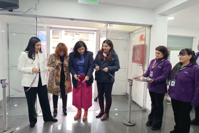 Autoridades inauguraron nueva oficina de la Tarjeta Nacional Estudiantil (TNE) de JUNAEB, en Concepción Autoridades inauguraron nueva oficina de la Tarjeta Nacional Estudiantil (TNE) de JUNAEB, en Concepción