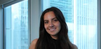 Estudiante de la U. de Chile gana la final local de EY-Parthenon NextGen Women 2025