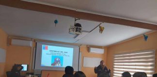 Estudiantes UCSC se capacitaron en programa de monitoreo costero Centinelas del Mar