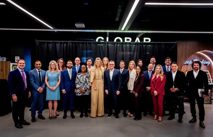 Globant recibió a la Reina Máxima de los Países Bajos y la UNSGSA en una mesa redonda sobre salud financiera Globant recibió a la Reina Máxima de los Países Bajos y la UNSGSA en una mesa redonda sobre salud financiera
