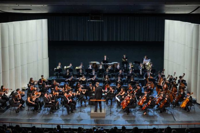 Imperdible concierto con más de 100 músicos en escena: Orquesta Sinfónica Estudiantil Metropolitana rendirá tributo a la música chilena junto al Coro de Estudiantes FOJI y el Coro Sinfónico de la Universidad de Concepción