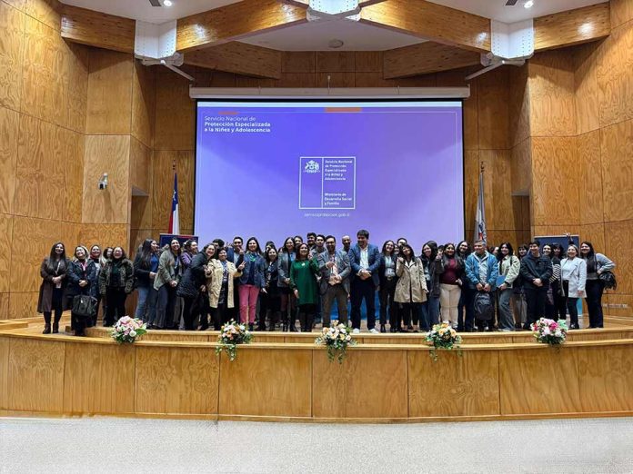 JORNADA PREVENCIÓN DE LA RESIDENCIALIZACIÓ PROMUEVEN ESTRATEGIAS REGIONALES PARA PREVENIR LA RESIDENCIALIZACIÓN DE NIÑOS, NIÑAS Y ADOLESCENTES DE ÑUBLE