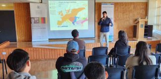 Municipalidad de Puerto Montt realiza charla sobre apicultura a estudiantes de Técnico en Veterinaria y Producción Pecuaria Municipalidad de Puerto Montt realiza charla sobre apicultura a estudiantes de Técnico en Veterinaria y Producción Pecuaria