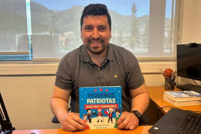 Pequeños Patriotas iniciativa que busca que niños y niñas conozcan más sobre la historia de Chile Pequeños Patriotas: iniciativa que busca que niños y niñas conozcan más sobre la historia de Chile