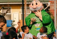 SíMiPlaneta lleva talleres de bombas de semillas a colegios y barrios de Santiago SíMiPlaneta lleva talleres de bombas de semillas a colegios y barrios de Santiago