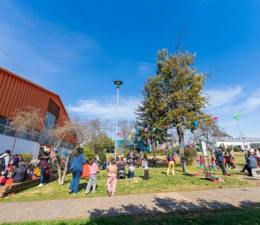 UTalca es la única casa de estudios estatal en Chile certificada como Familiarmente Responsable UTalca es la única casa de estudios estatal en Chile certificada como Familiarmente Responsable