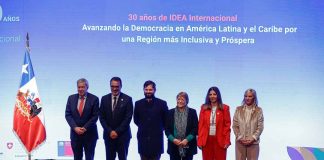 Democracia en alerta: autoridades llaman a enfrentar amenazas en diálogo con la ciudadanía