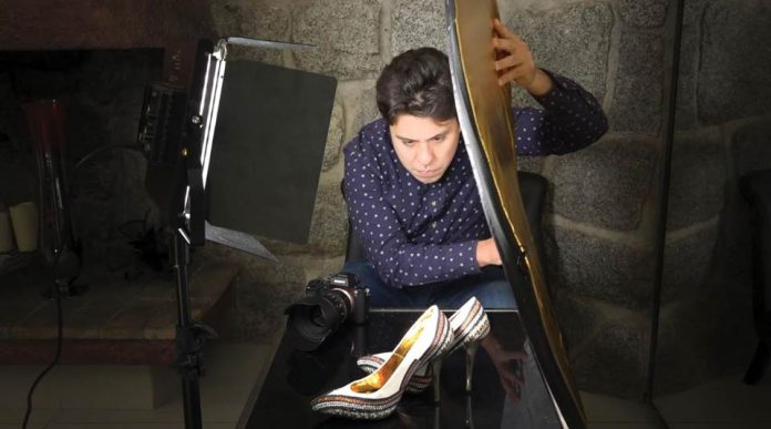 “ENSAYOS Y ERRORES”: LLEGA A CINES CÓMICO DOCUMENTAL SOBRE LAS AVENTURAS DE UN JOVEN CINEASTA EN UNA BOUTIQUE DE REÑACA “ENSAYOS Y ERRORES”: LLEGA A CINES CÓMICO DOCUMENTAL SOBRE LAS AVENTURAS DE UN JOVEN CINEASTA EN UNA BOUTIQUE DE REÑACA