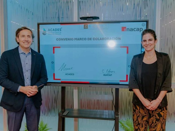 ACADES apuesta por acelerar la innovación en su 3ª Rueda de Negocios y firma convenio de colaboración con INACAP ACADES apuesta por acelerar la innovación en su 3ª Rueda de Negocios y firma convenio de colaboración con INACAP