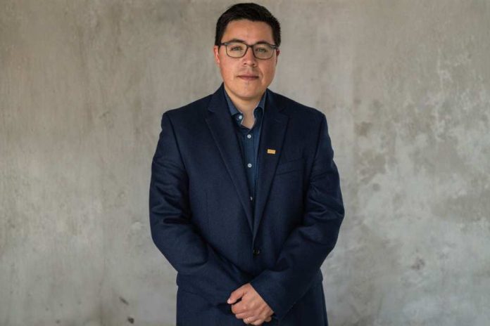 Dr. Ricardo Lizana en el 2% de los científicos más influyentes del mundo en ingeniería eléctrica Dr. Ricardo Lizana en el 2% de los científicos más influyentes del mundo en ingeniería eléctrica