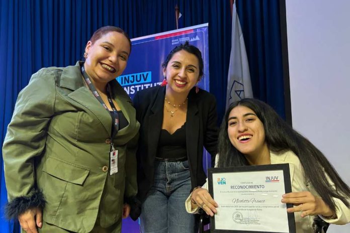 INJUV Ñuble reconoce a 37 jóvenes destacados de la región “Las juventudes son protagonistas del presente” INJUV Ñuble reconoce a 37 jóvenes destacados de la región: “Las juventudes son protagonistas del presente”