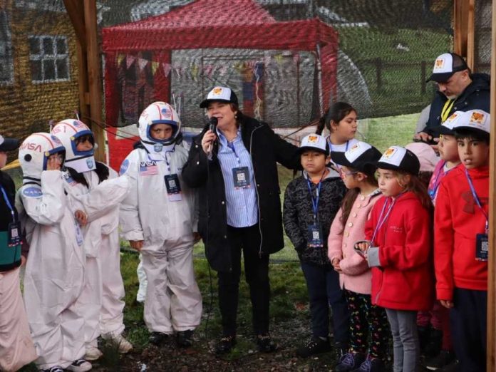 IX Feria Científica de Huequi reunió a estudiantes y comunidad peninsular en torno a la ciencia y la innovación
