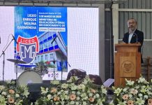 Liceo Enrique Molina inaugura placa que lo identifica como Liceo Emblemático Liceo Enrique Molina inaugura placa que lo identifica como Liceo Emblemático