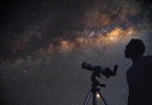 Noviembre será un mes de cometas, meteoros y una Luna inquieta Noviembre será un mes de cometas, meteoros y una Luna inquieta