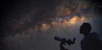 Noviembre será un mes de cometas, meteoros y una Luna inquieta Noviembre será un mes de cometas, meteoros y una Luna inquieta