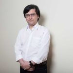 ¿Por qué hay que lavar la ropa nueva? PhD. Roberto Rojas, académico Instituto de Ciencias Naturales UDLA Sede Viña del Mar