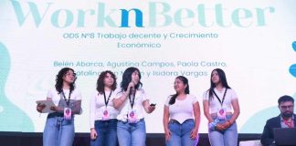 Niñas de la Región Metropolitana presentaron sus proyectos tecnológicos en el Demo Pitch del Women Open Innovation 2025