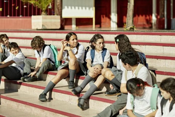 SANTILLANA_EDUCACIÓN SOCIOEMOCIONAL_ Alerta por aumento de denuncias en convivencia escolar: Expertos indican que es urgente fortalecer la educación socioemocional