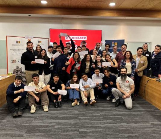 Semillero 3IE-USM premia a 12 equipos en el Torneo Pitch y avanza hacia la etapa final del programa Semillero 3IE-USM premia a 12 equipos en el Torneo Pitch y avanza hacia la etapa final del programa