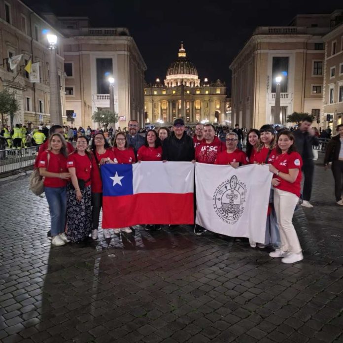UCSC encabeza la delegación chilena más numerosa en el Jubileo de la Educación 2025 en Roma UCSC encabeza la delegación chilena más numerosa en el Jubileo de la Educación 2025 en Roma