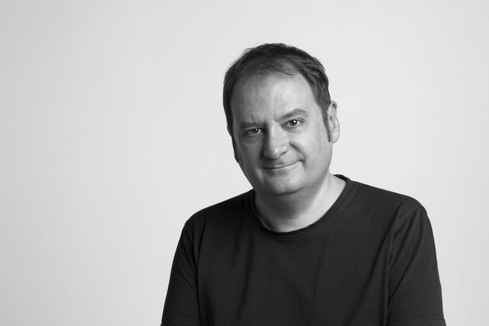 Junior Achievement Chile realizó charla con el creador del libro que enseña el modelo japonés ikigai 