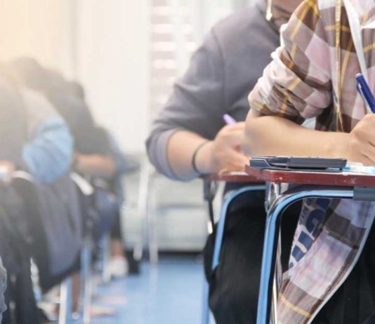 A menos de un mes para la PAES: 5 técnicas de estudio efectivas para enfrentar la recta final con estrategia y confianza