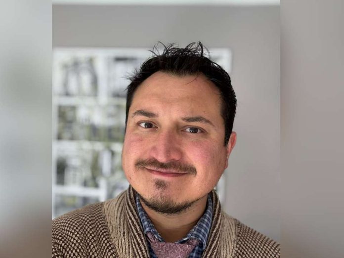 Alberto Arenas, profesor del Preuniversitario de la Universidad Andrés Bello (Preunab), UNAB