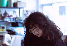 "Cuerpo de obra / Obra de cuerpo": Valentina Inostroza Bravo presenta publicación que recorre su trabajo entre el arte, el activismo y la curaduría