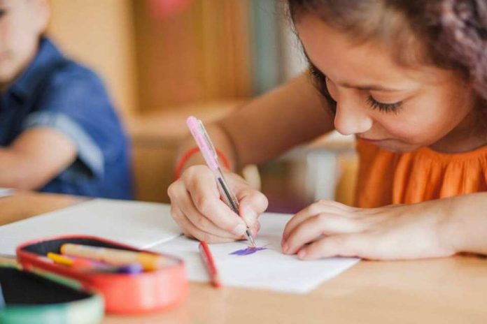 El poder de la creatividad: Cómo transformar la enseñanza desde la curiosidad y el movimiento