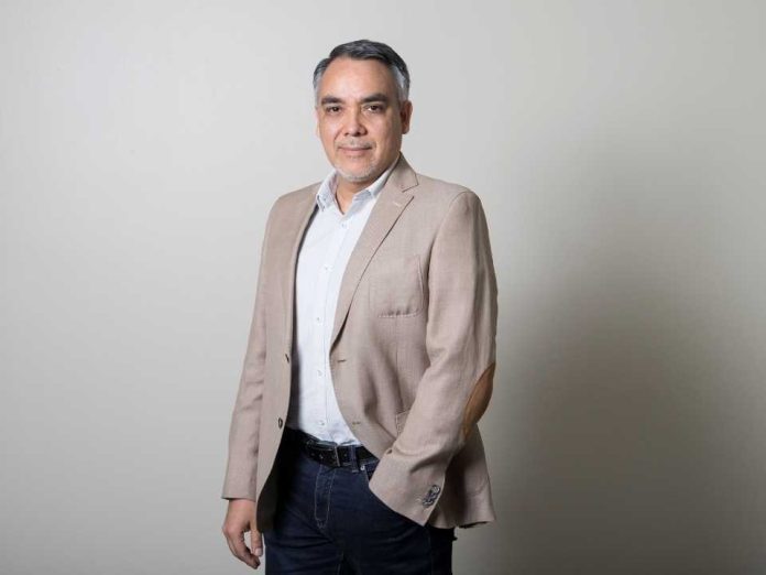 Maciel Campos Director Escuela de Publicidad y Relaciones Públicas Universidad de Las Américas UDLA