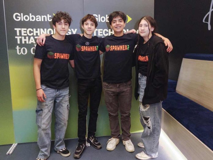 Orgullo nacional: estudiantes chilenos se consagran subcampeones de los Intercolegiales de Minecraft 2025 de Globant con pistas de Fórmula 1 inspiradas en la ciudad de Concepción Orgullo nacional: estudiantes chilenos se consagran subcampeones de los Intercolegiales de Minecraft 2025 de Globant con pistas de Fórmula 1 inspiradas en la ciudad de Concepción