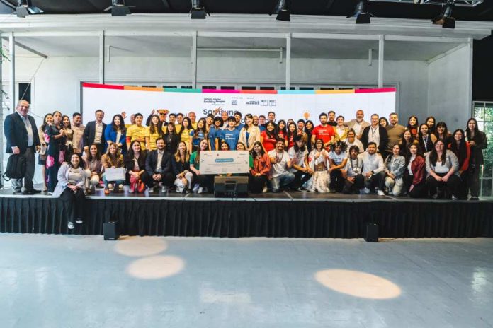 Samsung Solve For Tomorrow premia a inventoras de Ñuble estudiantes sorprenden con un fertilizante natural en base a bacterias Samsung Solve For Tomorrow premia a inventoras de Ñuble: estudiantes sorprenden con un fertilizante natural en base a bacterias