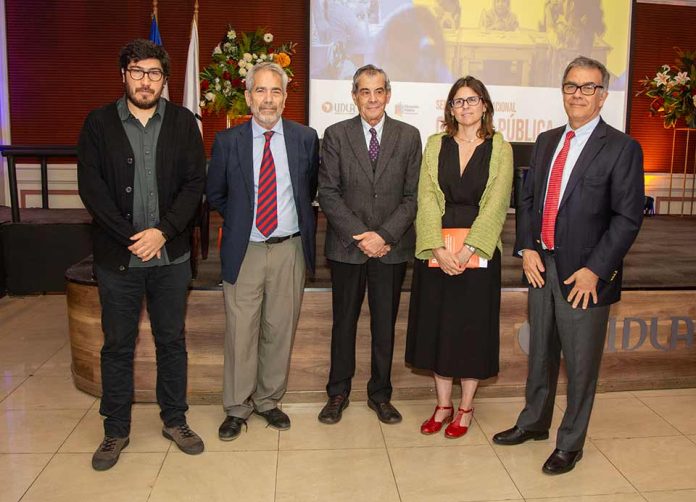 Seminario “Gestión Pública y Aprendizajes”: En UDLA expertos internacionales analizan cambios en la educación pública chilena