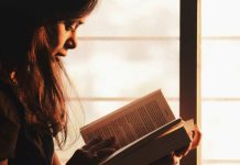 Tecnología ocular y lenguaje: una investigación chilena revoluciona la enseñanza del inglés en Europa