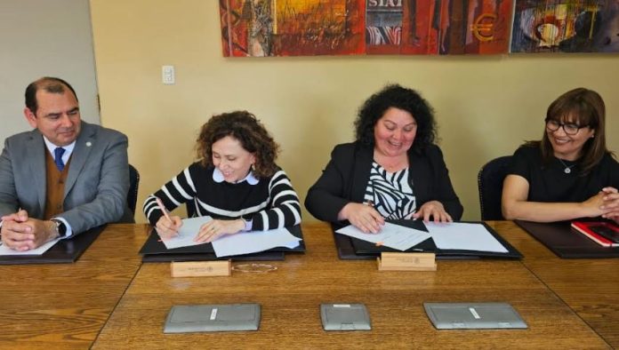 UCN y Asociación Chilena del Bachillerato Internacional firman convenio para ingresos especiales UCN y Asociación Chilena del Bachillerato Internacional firman convenio para ingresos especiales