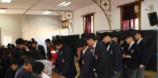 Una lección de democracia: estudiantes de Salesianos La Serena votan bajo estándares del Servel
